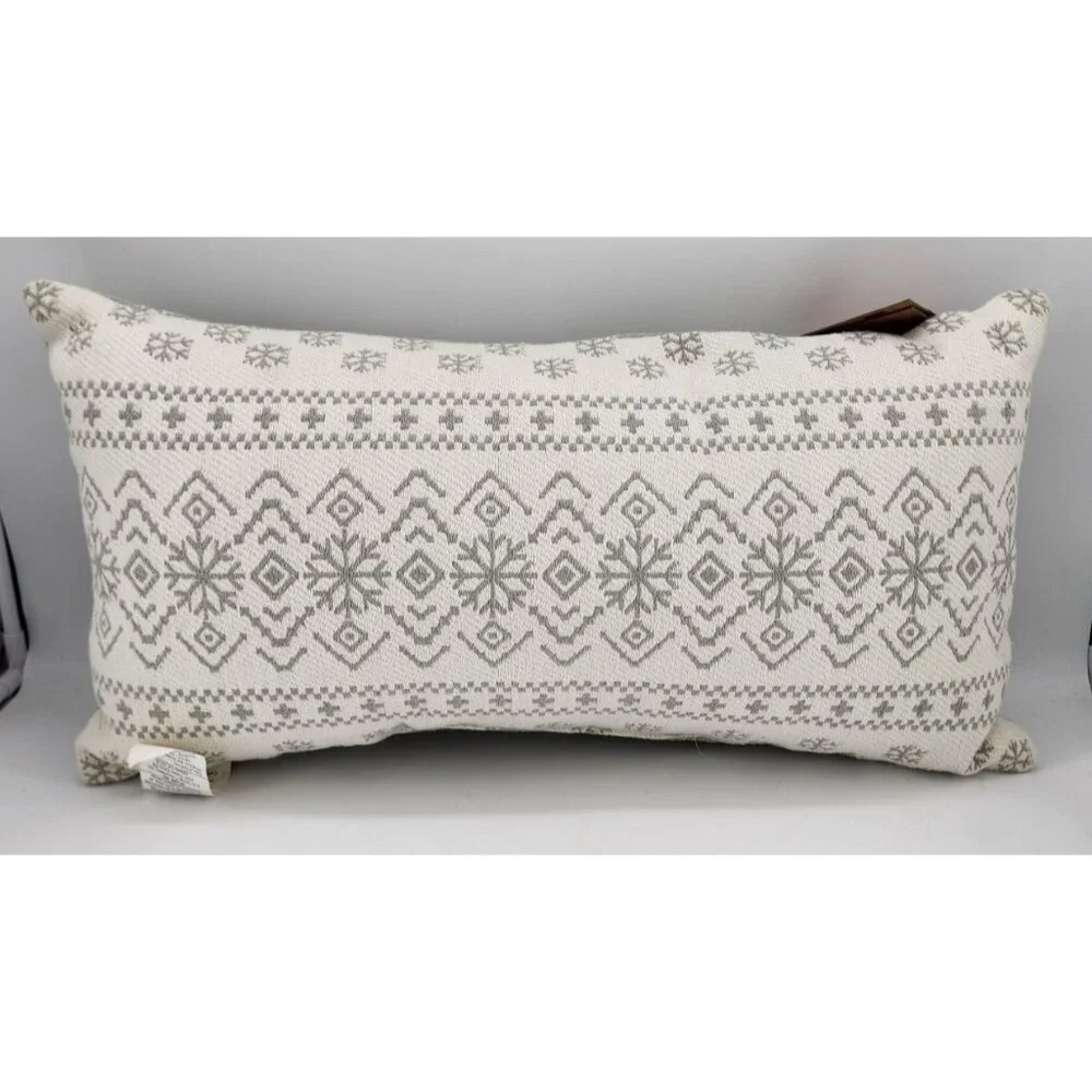 NEW‎ Devi Designs Long Throw Pillow Winter Snowflake Design Gray/White 25